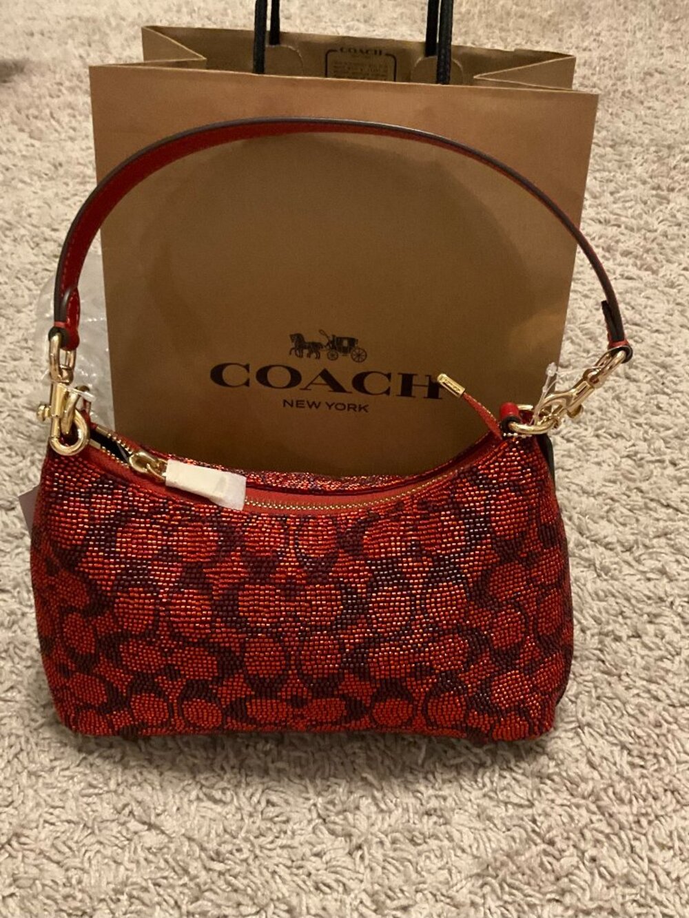 Coach teri shoulder bag in signature veaded satin. beaded SIGNATURE / GOLD /crim
